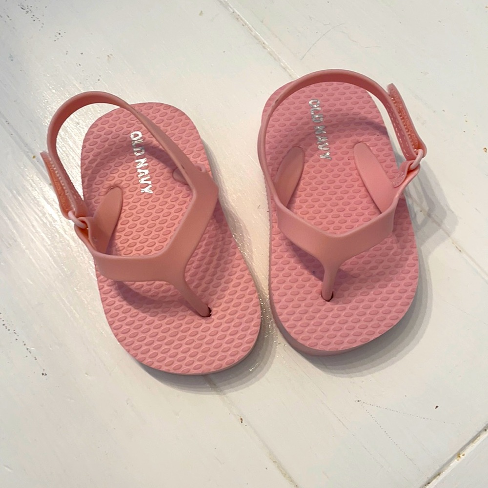 littles sandals